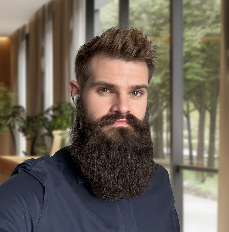 Dustin Vogler, Gründer von Vogler Marketing